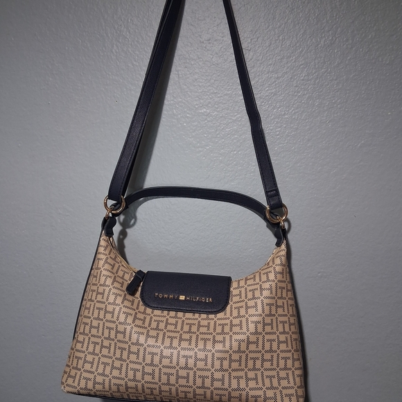 Tommy Hilfiger Navy and Beige Monogram Shoulder Bag - Picture 4 of 7